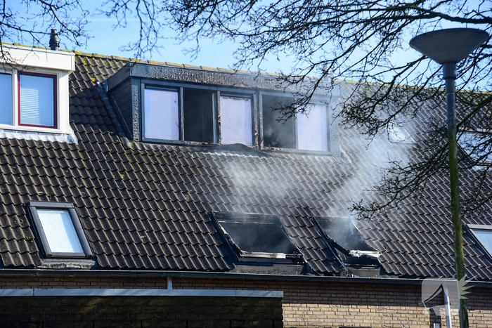 Brand op zolder eist leven van kat