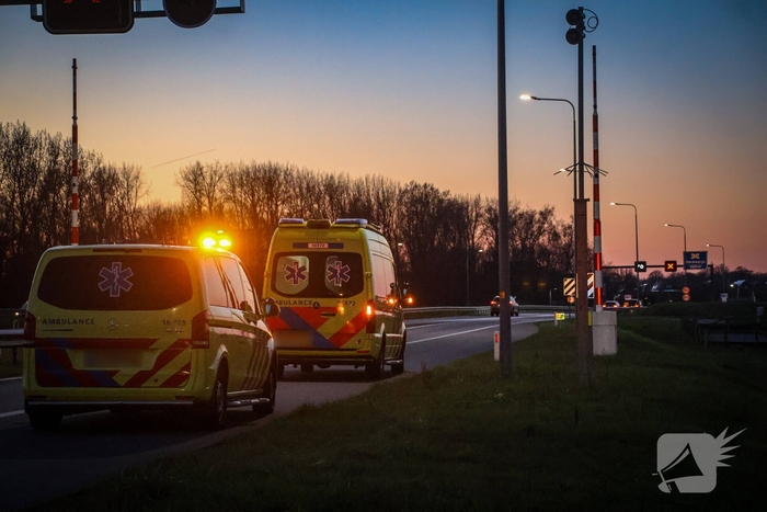 Bestuurder onder invloed aangehouden na op de kop slaan met voertuig