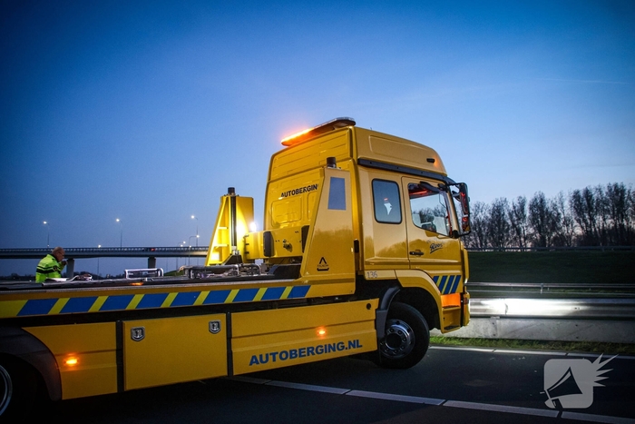 Bestuurder onder invloed aangehouden na op de kop slaan met voertuig