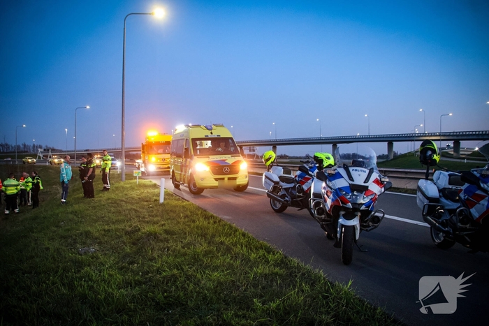 Bestuurder onder invloed aangehouden na op de kop slaan met voertuig
