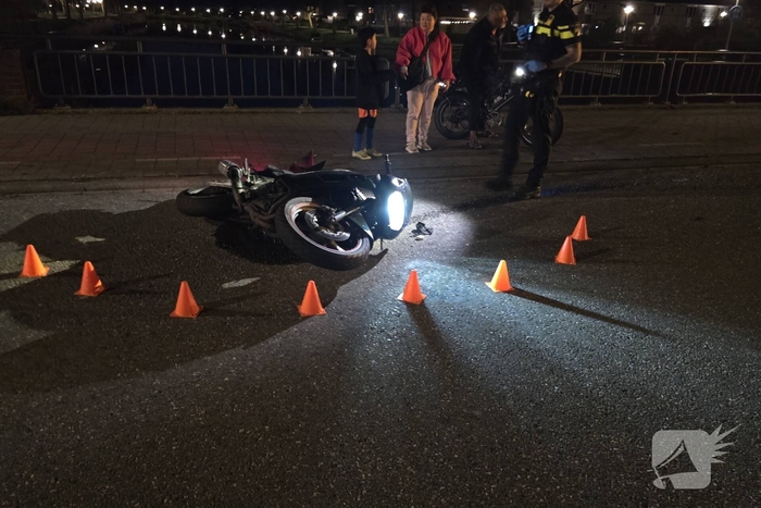 Motorrijder na ongeval op de vlucht