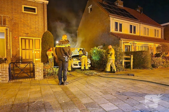 Oorzaak autobrand nog onbekend