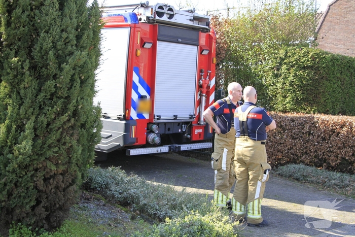 Brandweer redt mus uit afzuiginstallatie