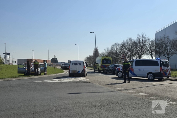 Vader en dochtertje ongeschonden na botsing