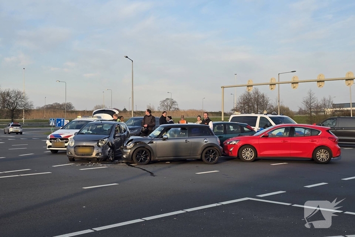 Geen gewonden bij aanrijding