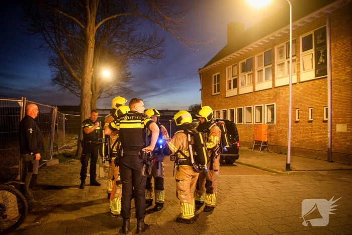 Brandweer blust meerdere brandplekken