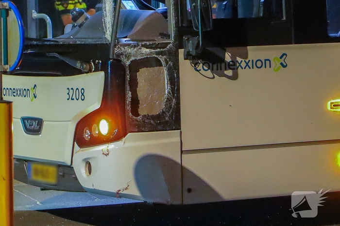 Fietser gewond bij aanrijding met stadsbus