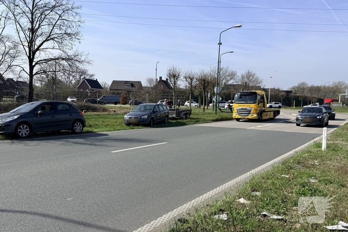 Meerdere auto's betrokken bij aanrijding