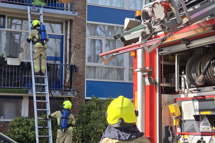 Balkonbrand in woning geblust
