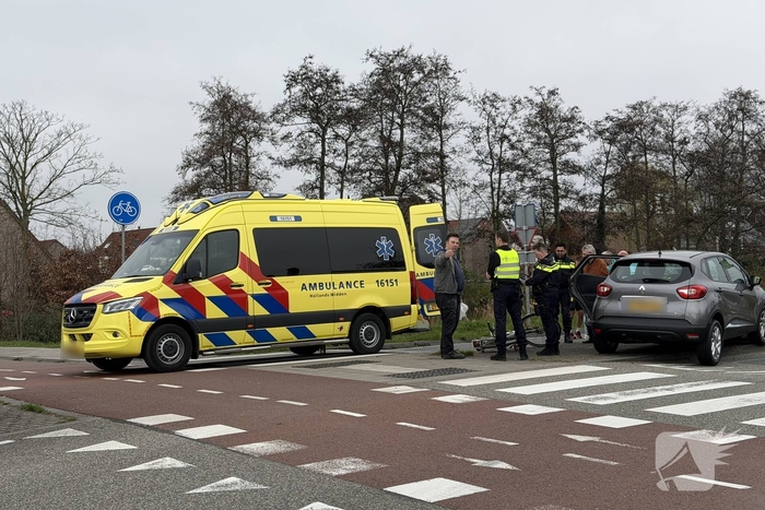 Fietser gewond bij aanrijding met auto