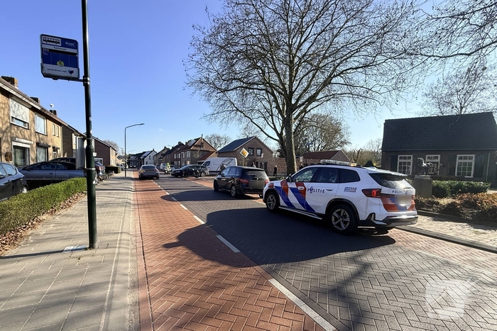 Motorrijder gewond bij aanrijding met auto