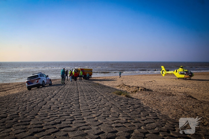 Hulpdiensten massaal ingezet voor incident op strand