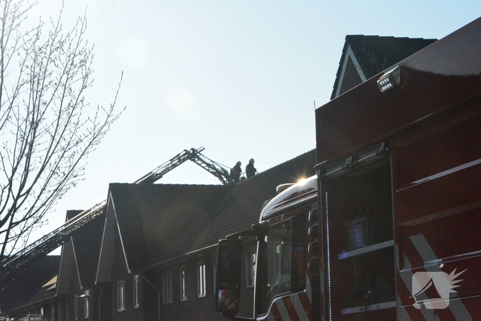 Zolderbrand trekt veel bekijks