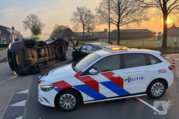 Bestuurder onder invloed betrokken bij aanrijding