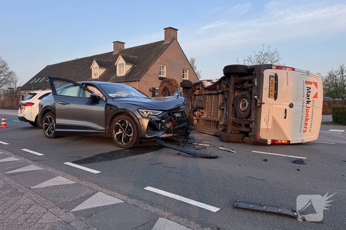 Bestuurder onder invloed betrokken bij aanrijding