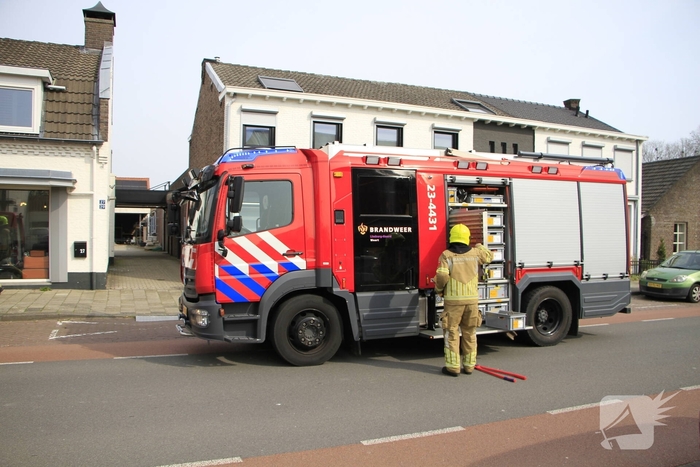 Gaslekkage leidt tot wegafsluiting
