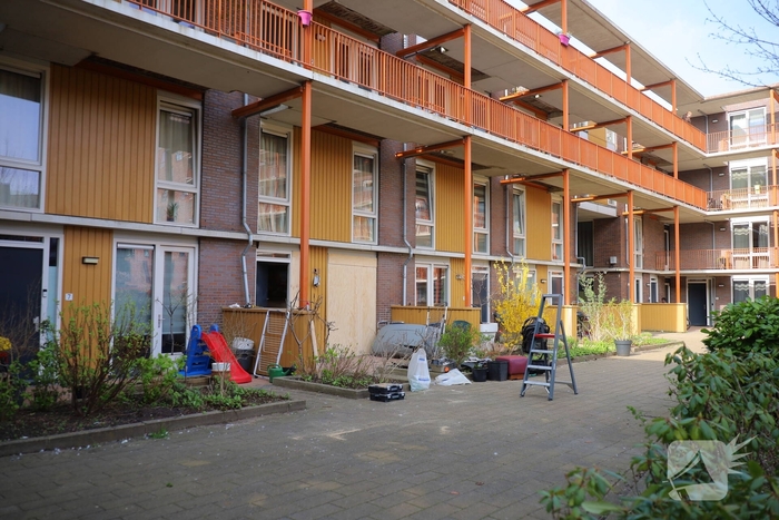 Explosie veroorzaakt schade aan woning