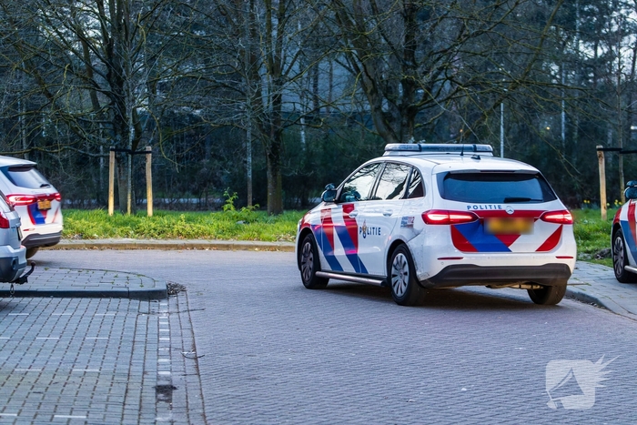 Meerdere politie eenheden aanwezig bij conflict