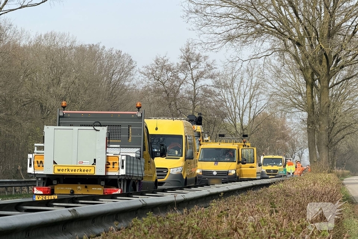Herstelwerkzaamheden na ongeval met vrachtwagen