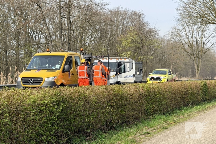 Herstelwerkzaamheden na ongeval met vrachtwagen