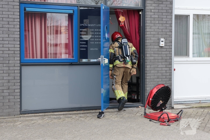 Brand in massagesalon veroorzaakt flinke rookontwikkeling