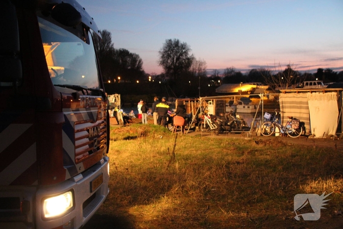 Jacht in problemen met water en illegale krakers