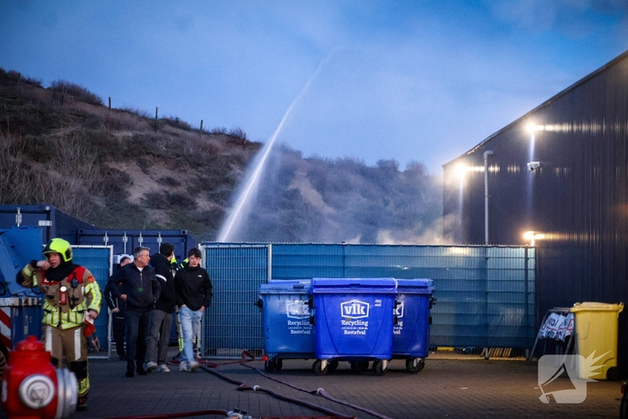 Brandweer oefent gebouwbrand scenario bij voetbalclub Quick Boys