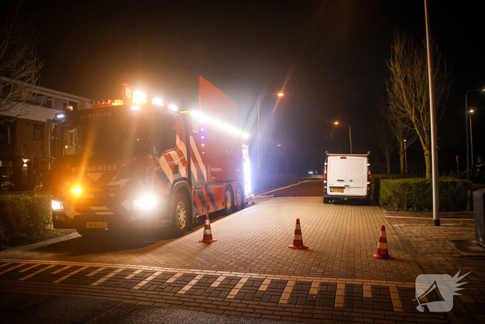 Brandweer oefent gebouwbrand scenario bij voetbalclub Quick Boys