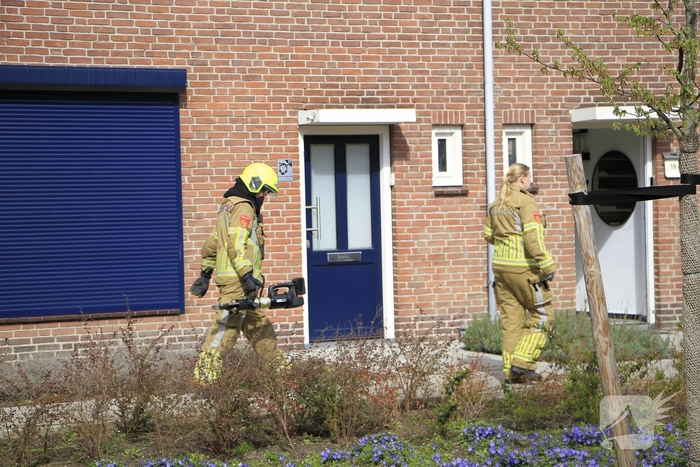 Kat gewond na val achter woning