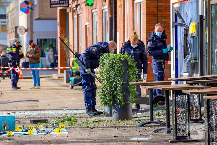 Geldmaat kondigt maatregelen aan na serie plofkraken
