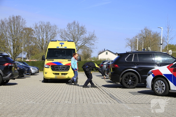 Botsing tussen twee voertuigen leidt tot controle