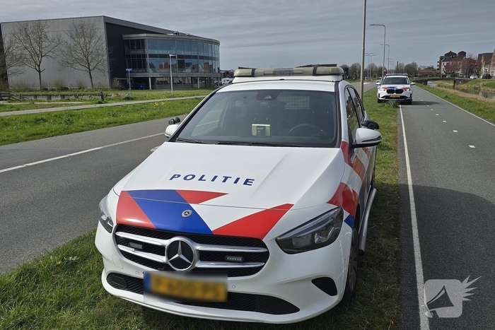 Brandweer duikteam redt persoon uit water