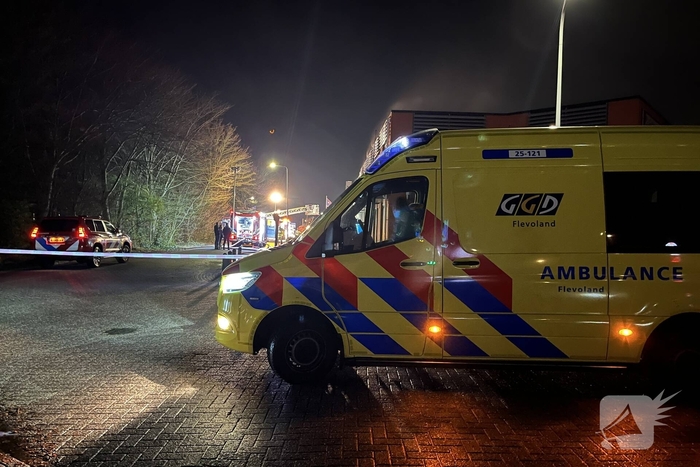 Brand in winkel leidt tot grote inzet van brandweer