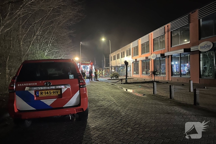 Brand in winkel leidt tot grote inzet van brandweer