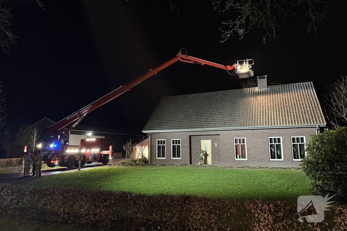 Schoorsteenbrand snel onder controle