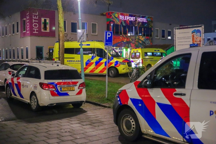 Steekincident leidt tot gewonde en grootschalige politieactie