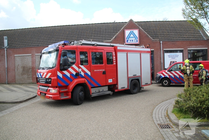Lekkage gevaarlijke stoffen leidt tot ontruiming supermarkt