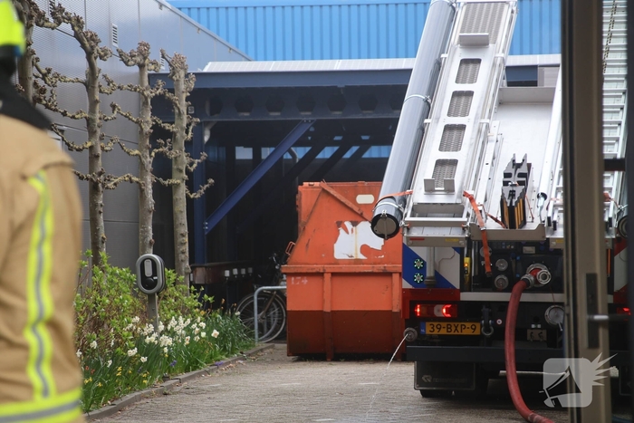 Brand in kantoor leidt tot brandweerinzet