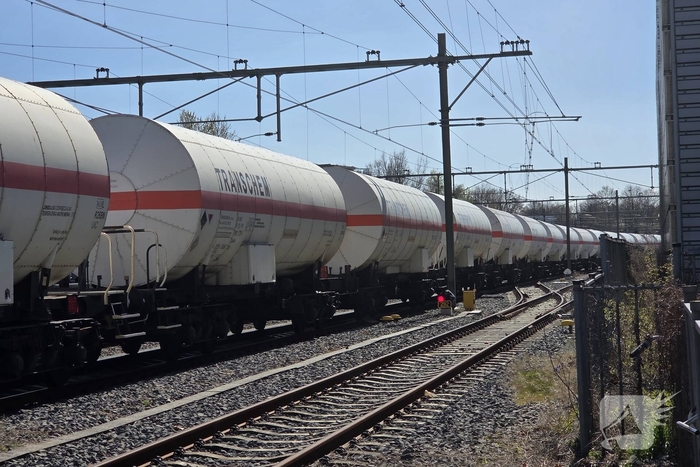 Lekkende ketelwagen zorgt voor grote brandweer inzet