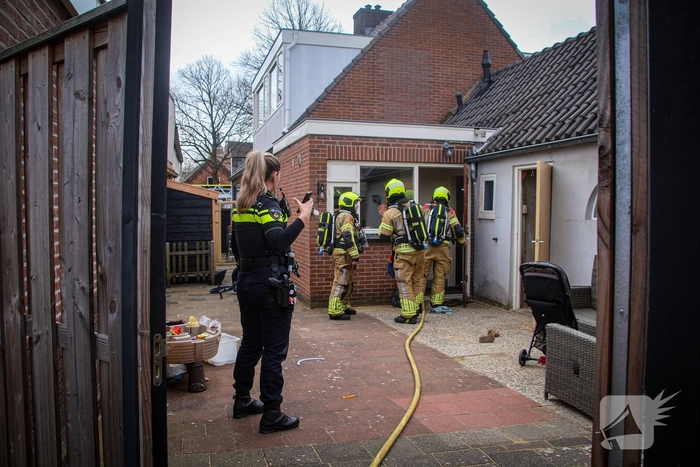 Woningbrand snel geblust door brandweer
