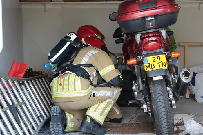 Brandweer schakelt in bij lekkage benzine
