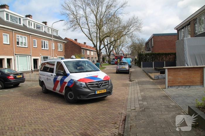 Woningbrand in keuken leidt tot rookontwikkeling