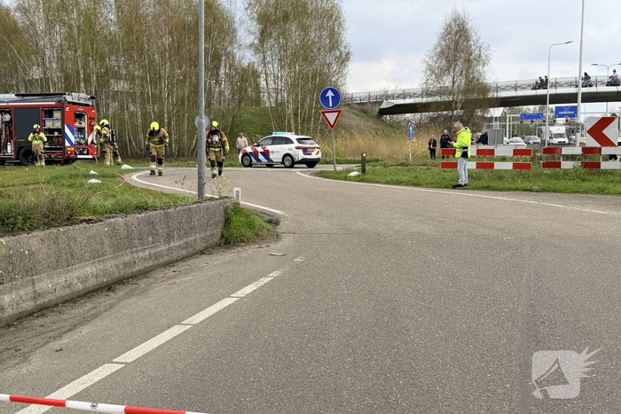 Auto vlamt op tijdens rit