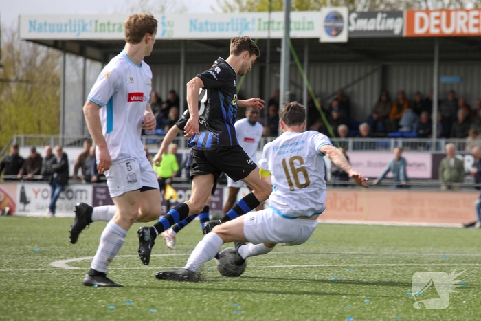 Poortugaal bereikt halve finale na zege op Forum Sport