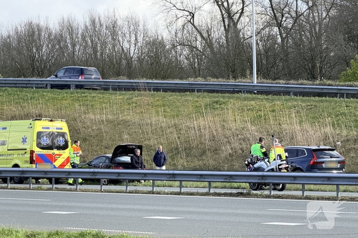 Aanrijding leidt tot afsluiting van de weg