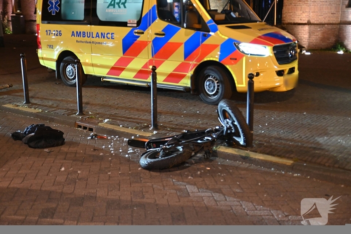 Aanrijding met fatbike en auto; bestuurder slaat op de vlucht