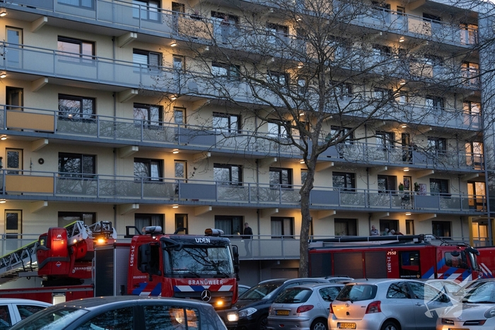 Dakbrand in flatwoning opschudding in Uden