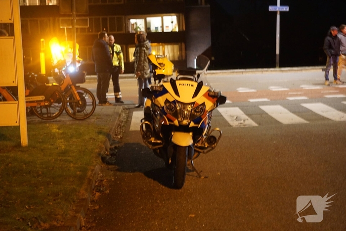 Scooterrijder in botsing met auto