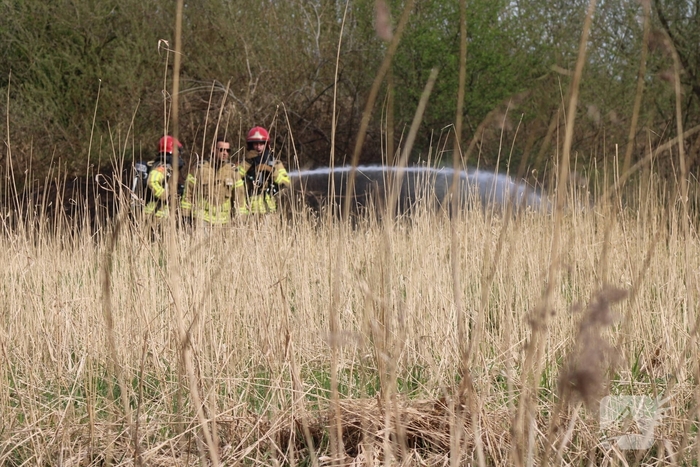 Brand in rietgebied snel geblust