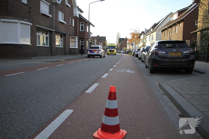 Voetganger aangereden op oversteekplaats